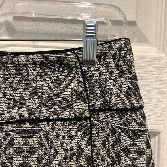 H&M Skirt Women 10 Gray Geometric Wrap Skirt Lined - Picture 3 of 9